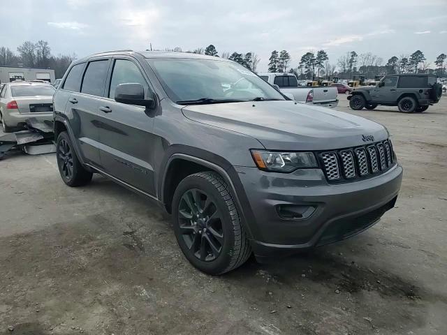 2020 Jeep Grand Cherokee - Image 11