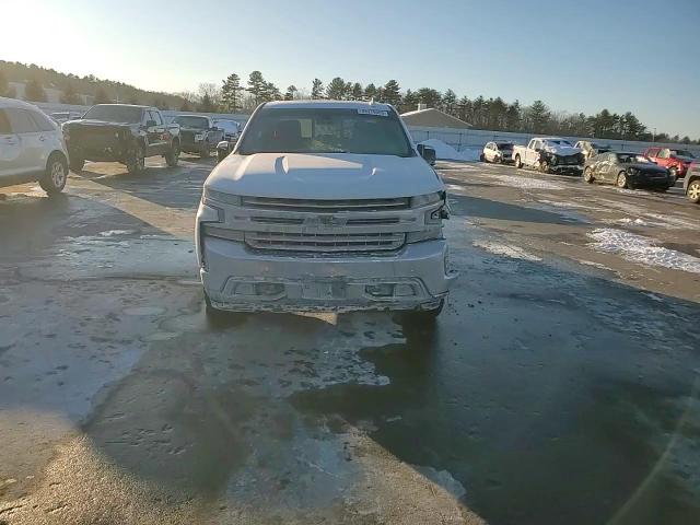 2022 Chevrolet Silverado - Image 10