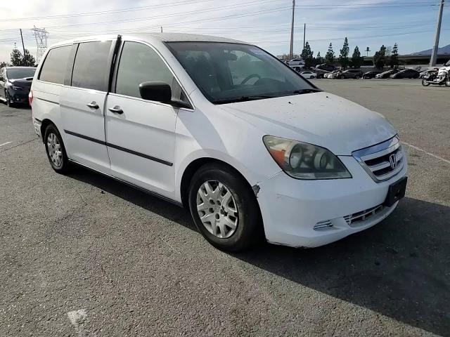 2005 Honda Odyssey - Image 12