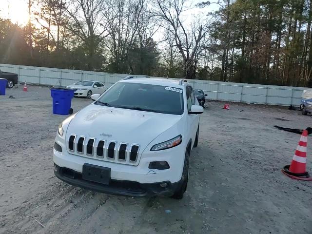2016 Jeep Grand Cherokee - Image 12