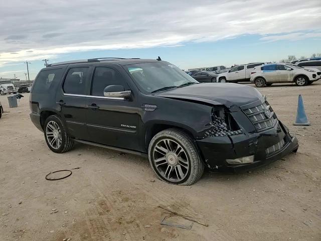 2013 Cadillac Escalade - Image 11