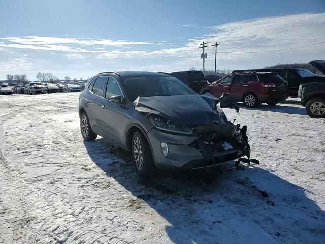 2022 Ford Escape - Image 11