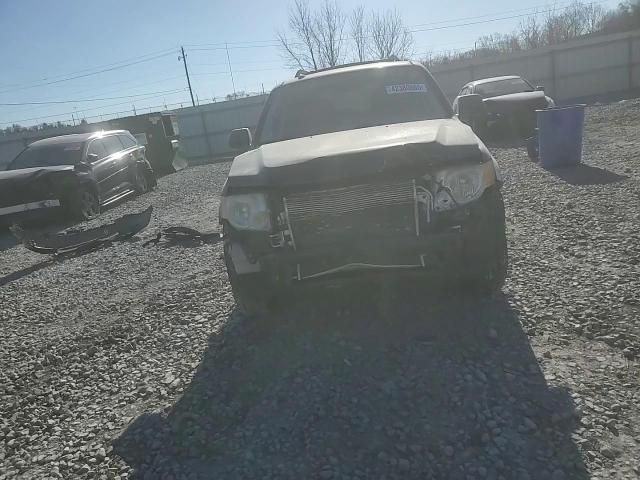2010 Ford Escape - Image 12