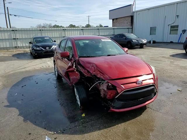 2018 Toyota Yaris - Image 14