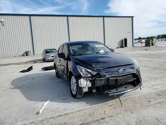 2017 Toyota Yaris - Image 11