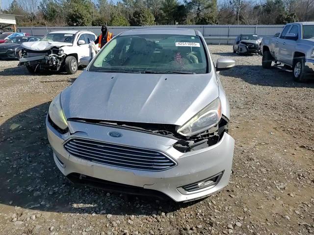 2018 Ford Focus - Image 11