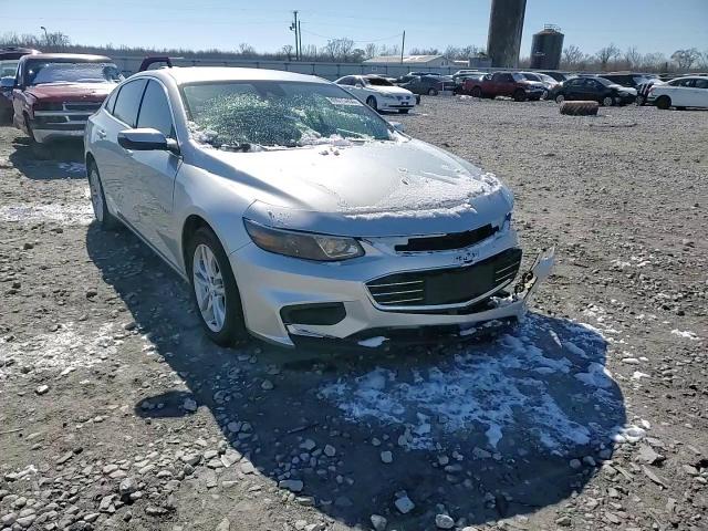2017 Chevrolet Malibu - Image 10