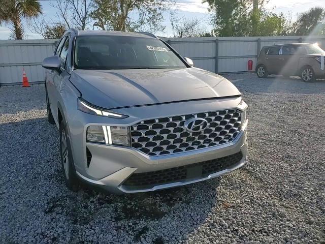 2022 Hyundai Santa Fe - Image 12