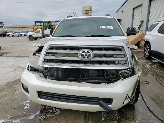 2013 Toyota Sequoia - Image 14