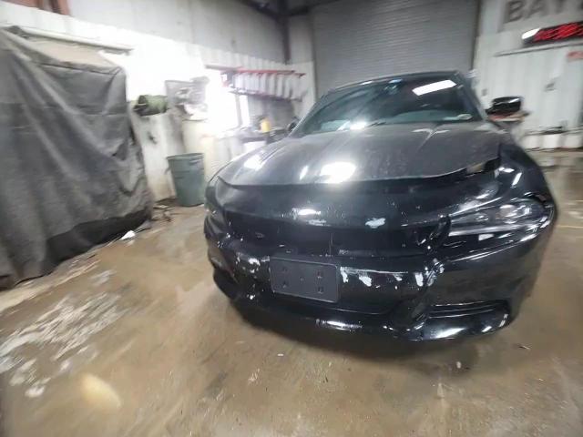 2018 Dodge Charger - Image 13