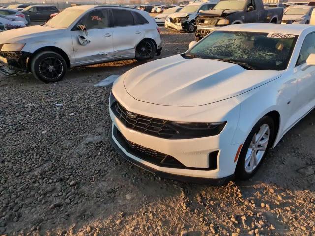 2019 Chevrolet Camaro - Image 13