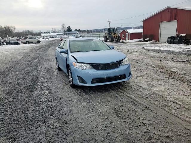 2013 Toyota Camry - Image 14