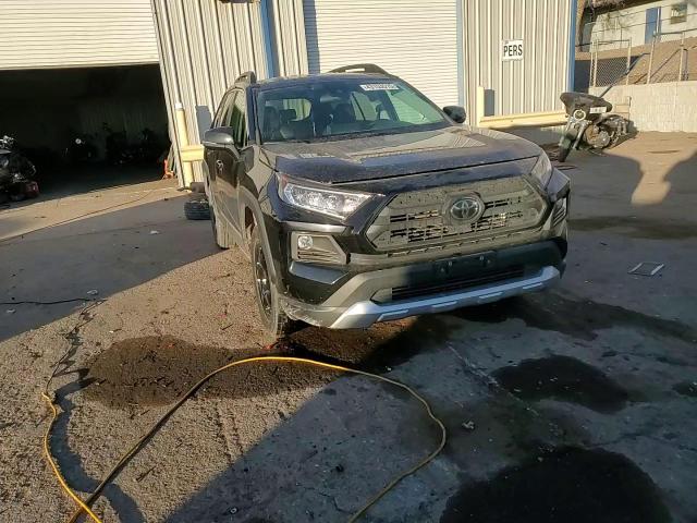2021 Toyota RAV 4 - Image 12