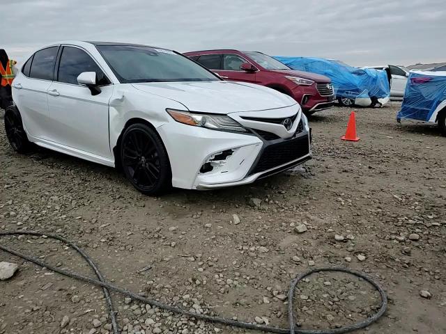 2019 Toyota Camry - Image 13