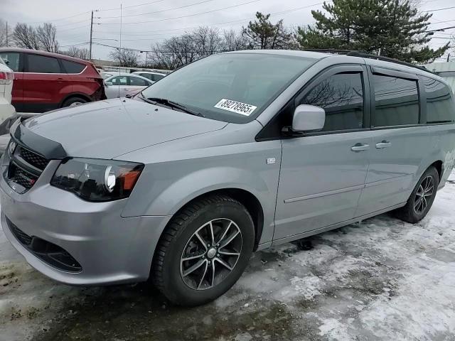 2014 Dodge Caravan - Image 11