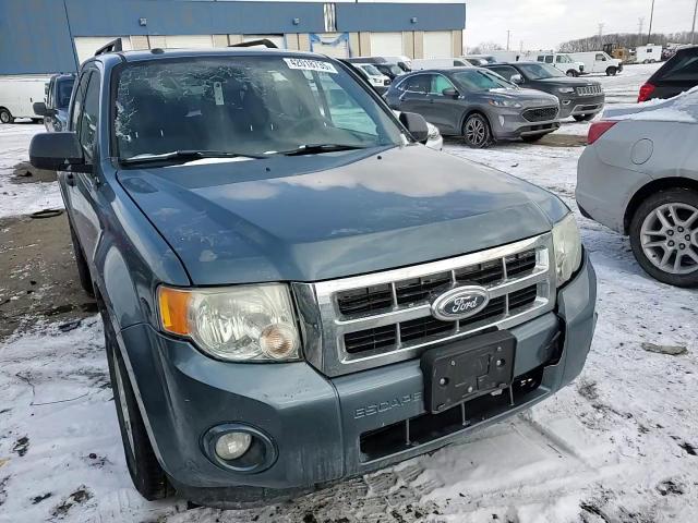 2011 Ford Escape - Image 10