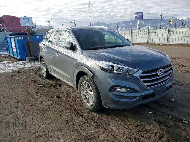 2017 Hyundai Tucson - Image 12