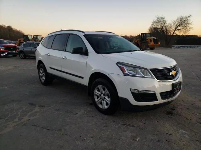 2015 Chevrolet Traverse - Image 14