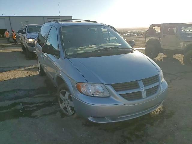 2005 Dodge Caravan - Image 14
