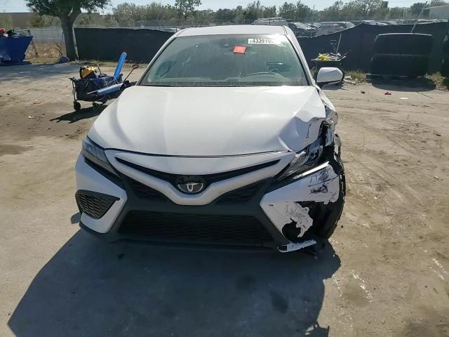 2024 Toyota Camry - Image 10