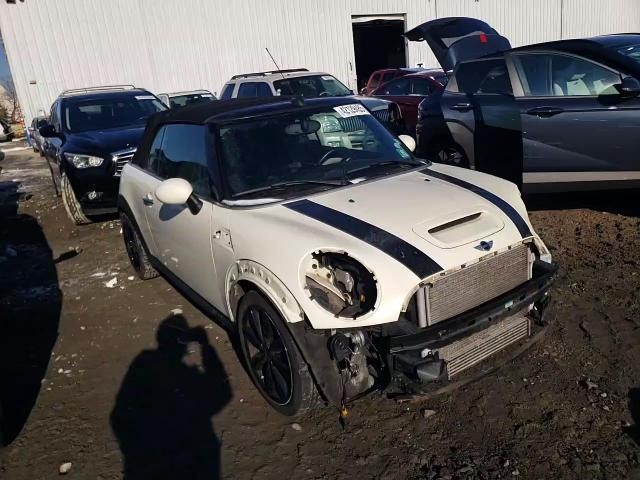 2014 MINI Cooper - Image 14