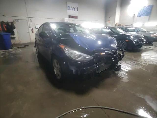 2013 Hyundai Elantra - Image 14