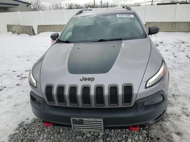 2018 Jeep Cherokee - Image 12