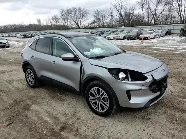 2021 Ford Escape - Image 14
