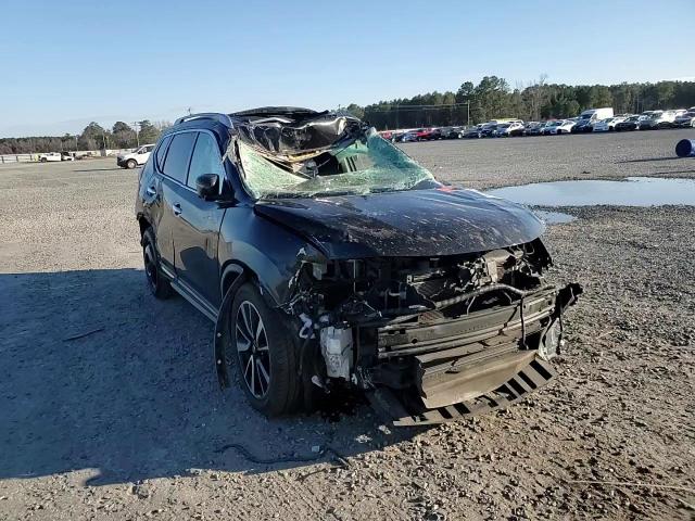 2018 Nissan Rogue - Image 12