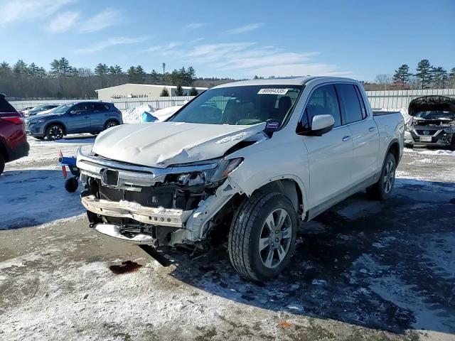 2019 Honda Ridgeline - Image 10