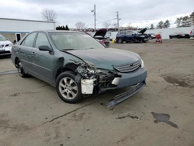 2005 Toyota Camry - Image 11
