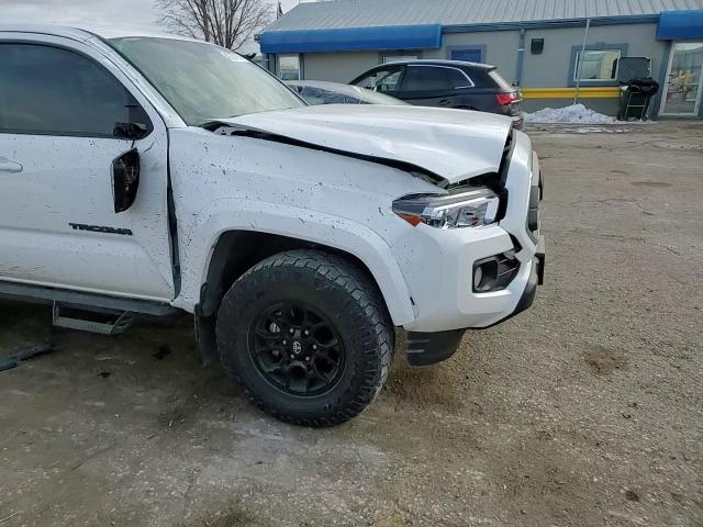 2021 Toyota Tacoma - Image 11