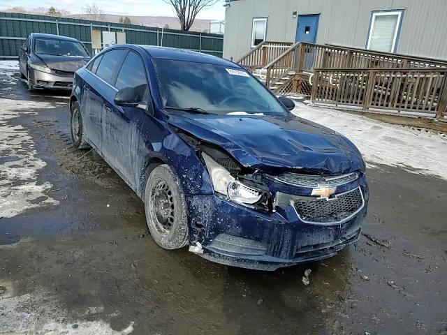 2012 Chevrolet Cruze - Image 13