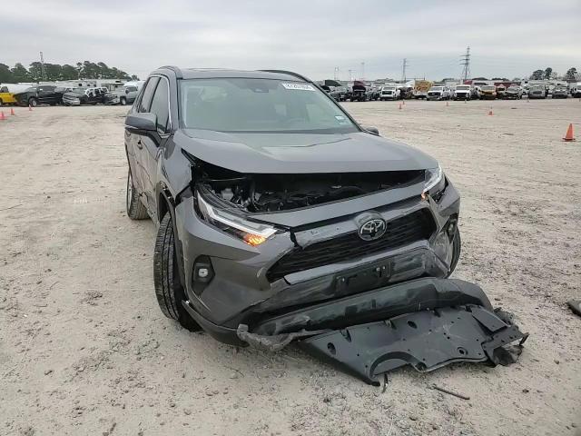 2024 Toyota RAV 4 - Image 12