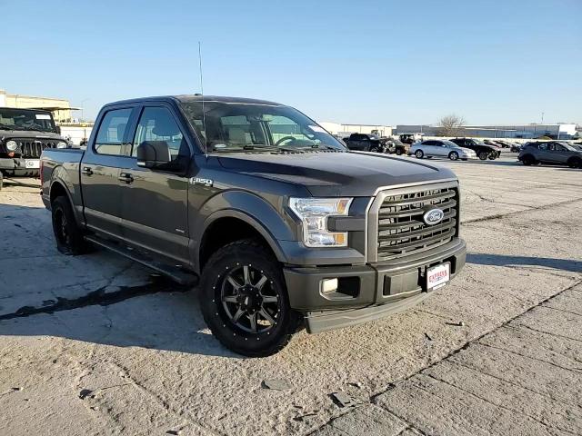 2017 Ford F-150 - Image 11