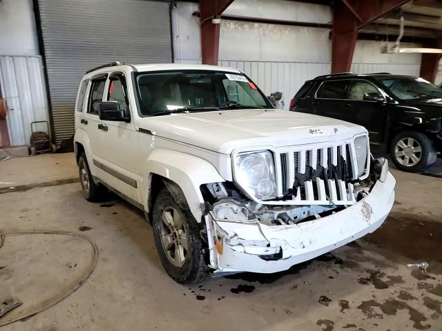 2010 Jeep Liberty (North America) - Image 14