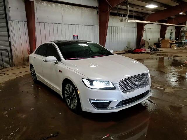 2017 Lincoln MKZ - Image 13