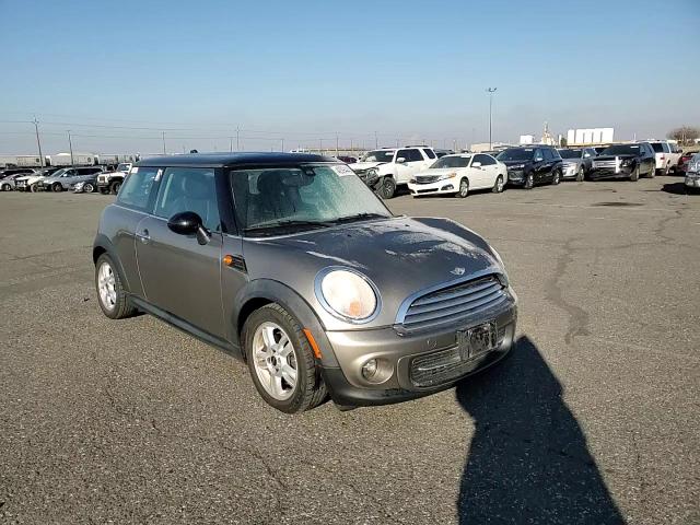 2013 MINI Cooper - Image 11