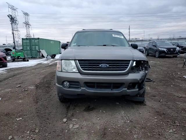 2002 Ford Explorer - Image 11