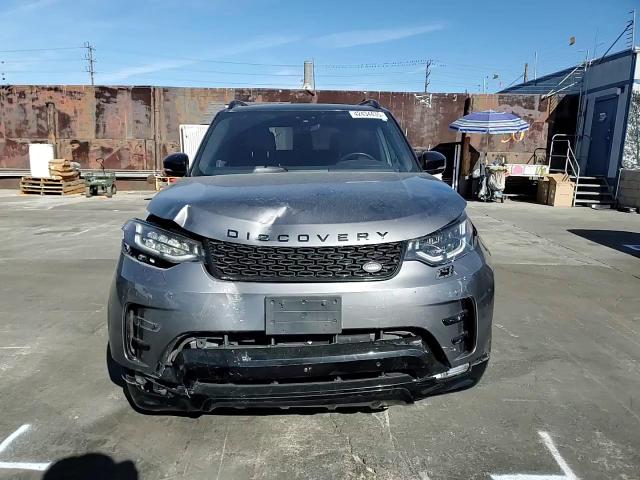 2017 Land Rover Discovery - Image 11