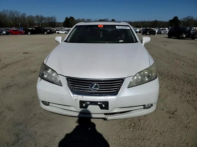 2009 Lexus ES - Image 11