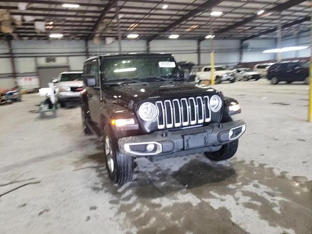 2019 Jeep Wrangler - Image 12