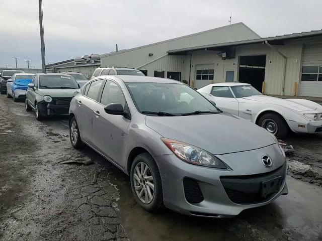 2012 Mazda 3 - Image 11