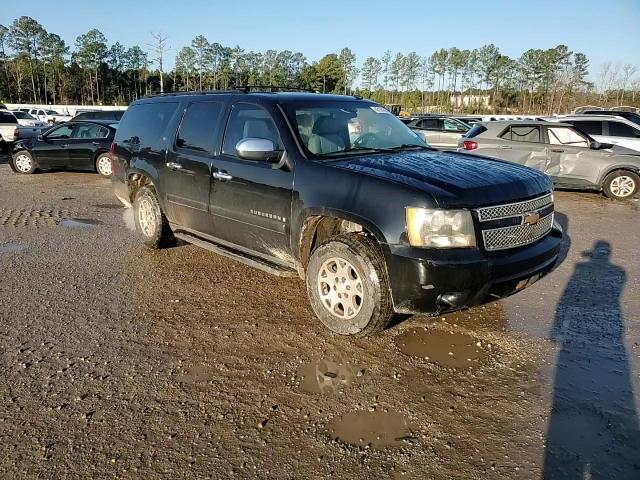 2007 Chevrolet Suburban - Image 12