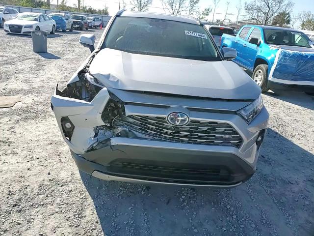 2024 Toyota RAV 4 - Image 12