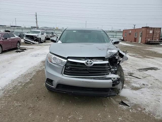 2016 Toyota Highlander - Image 11