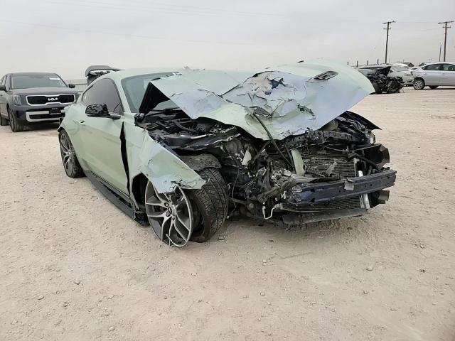 2019 Ford Mustang - Image 11