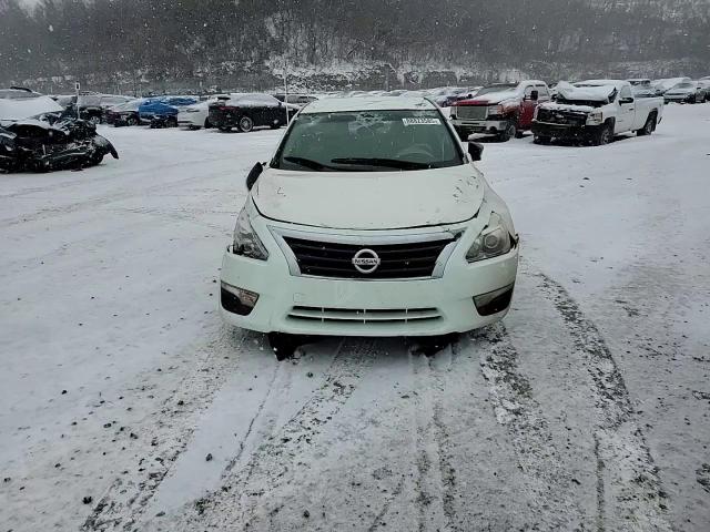 2015 Nissan Altima - Image 11