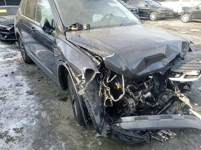 2018 Volkswagen Tiguan - Image 11