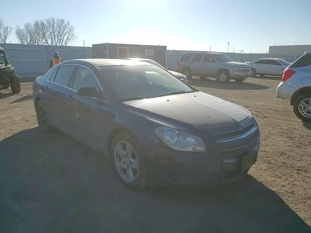 2010 Chevrolet Malibu - Image 11